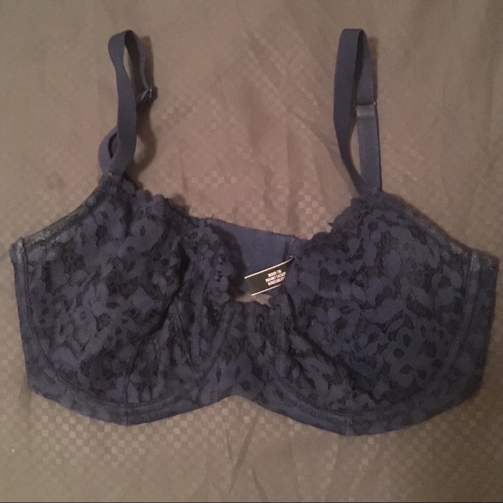 Body by Victoria’s Secret unlined Demi bra